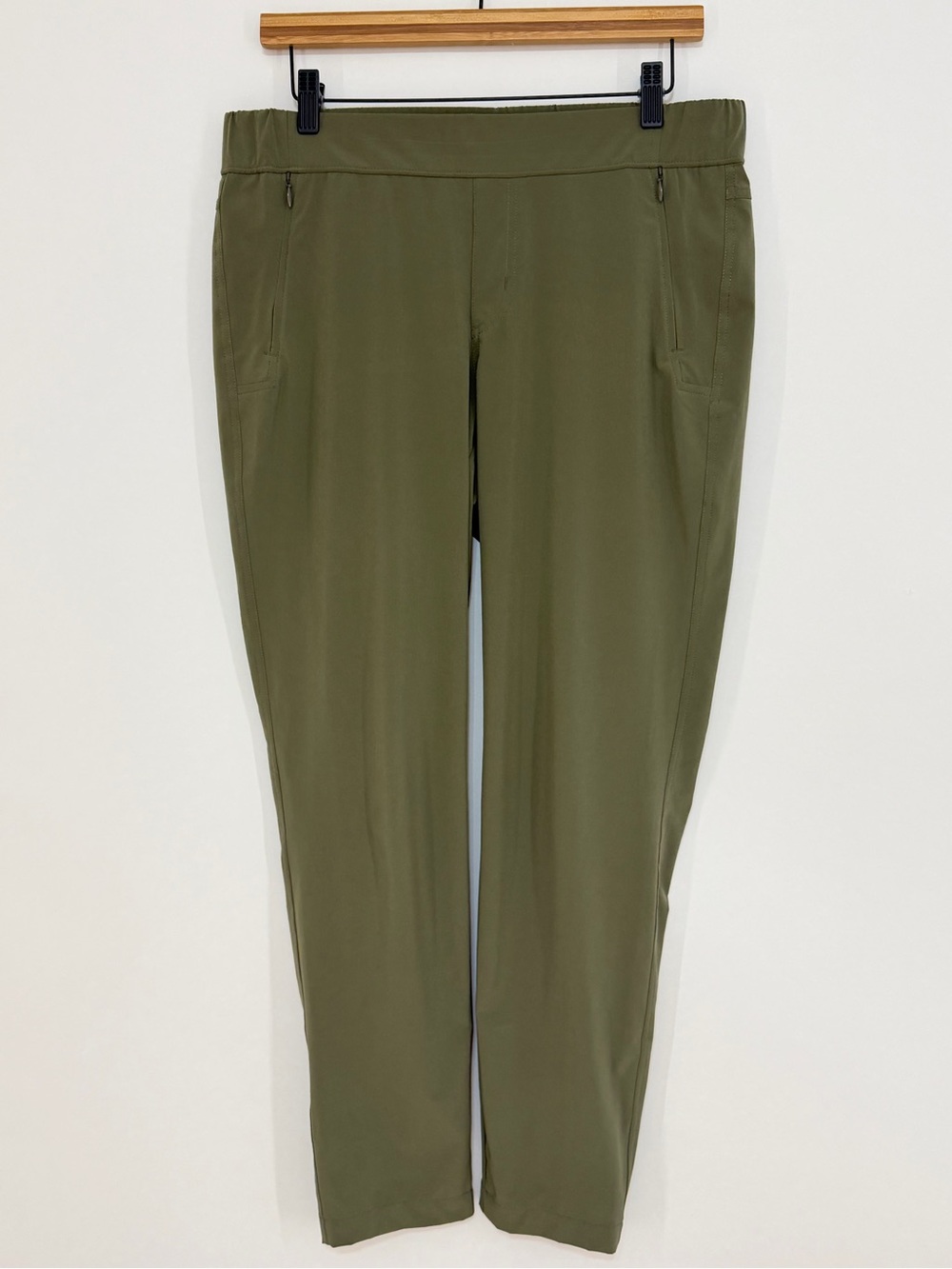 Kuhl Women's Vantage Pant Muted Olive Green Size Medium